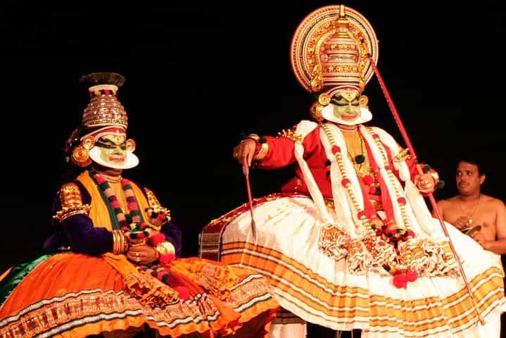 Kochi in 1 Days - Witness the live Kathakali makeup transformation and classical performance (skip-the-line) Kochi in 1 Days - Witness the live Kathakali makeup transformation and classical performance (skip-the-line)