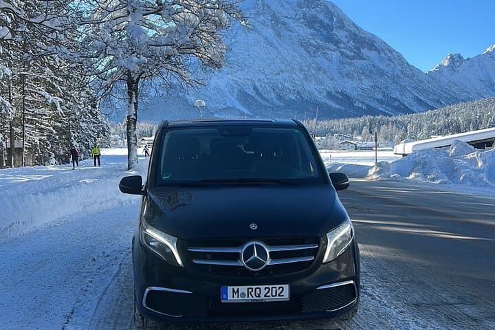 From Munich Airport to Tyrol & Kitzbühel — Private Luxury Transfer (Couples) From Munich Airport to Tyrol & Kitzbühel — Private Luxury Transfer (Couples)
