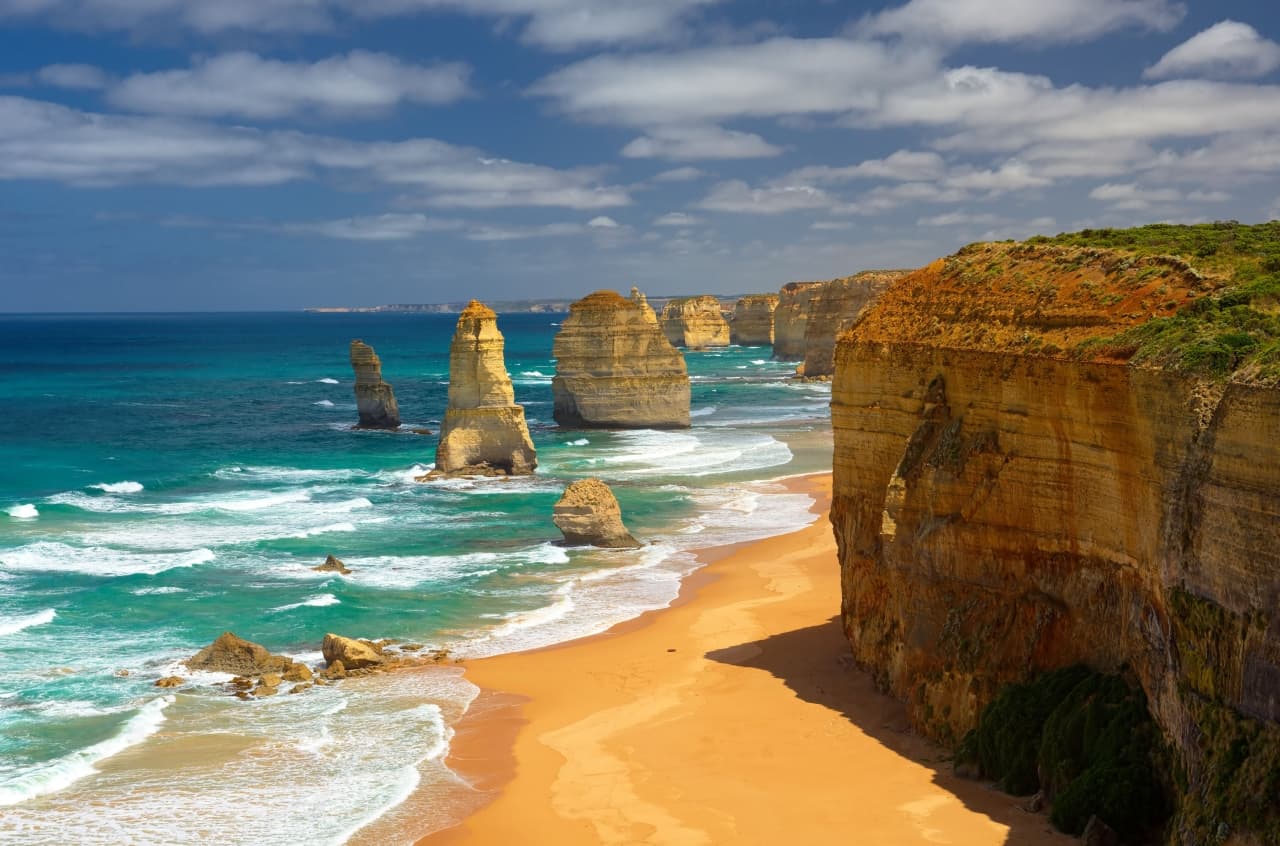 Great Ocean Road & 12 Apostles — Family Day Tour (from Melbourne) Great Ocean Road & 12 Apostles — Family Day Tour (from Melbourne)