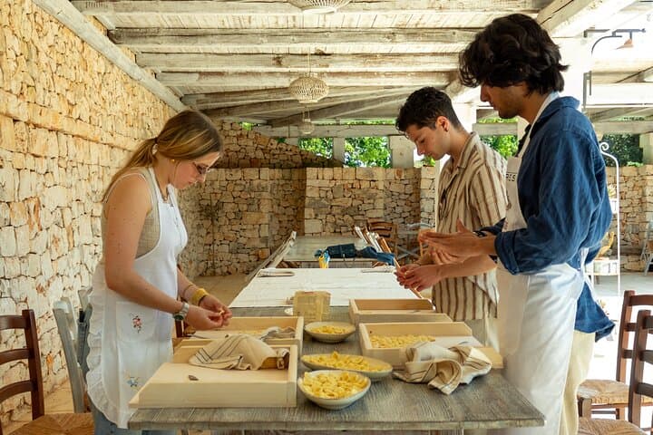 Lunch at Masseria — Pasta Making & Apulian Wines (Ceglie Messapica) Lunch at Masseria — Pasta Making & Apulian Wines (Ceglie Messapica)
