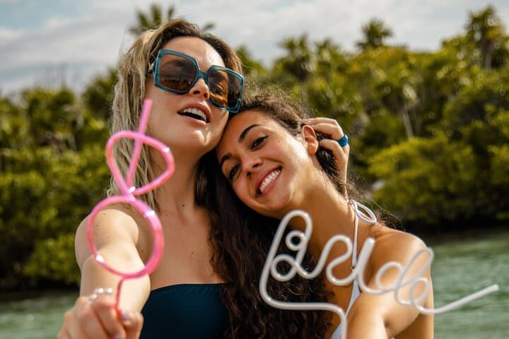 Luxury Yacht Bachelorette Party on 60' Sunseeker Luxury Yacht Bachelorette Party on 60' Sunseeker