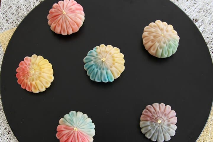 Shibuya in 1 Day for Families - Hands-on nerikiri wagashi making (4 sweets: 3 guided, 1 original design) Shibuya in 1 Day for Families - Hands-on nerikiri wagashi making (4 sweets: 3 guided, 1 original design)