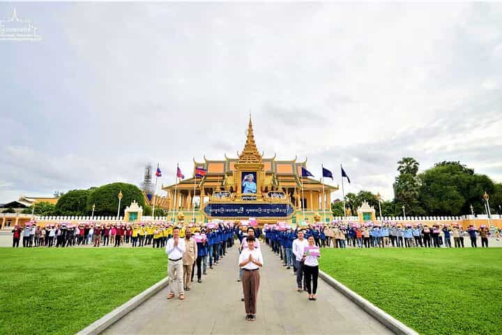 Phnom Penh in 1 Days - Royal Palace & Silver Pagoda Phnom Penh in 1 Days - Royal Palace & Silver Pagoda