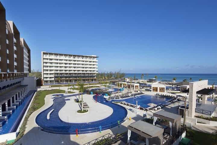 Falmouth in 1 Days - Private door-to-door transfer from MBJ to Royalton Blue Waters Resort Falmouth in 1 Days - Private door-to-door transfer from MBJ to Royalton Blue Waters Resort