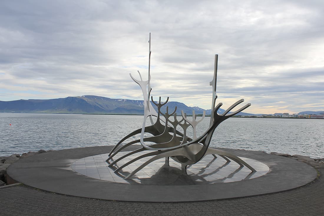 Reykjavík in 1 Day for Couples - Short Reykjavik city tour (old harbour, city center, Hallgrímskirkja) Reykjavík in 1 Day for Couples - Short Reykjavik city tour (old harbour, city center, Hallgrímskirkja)