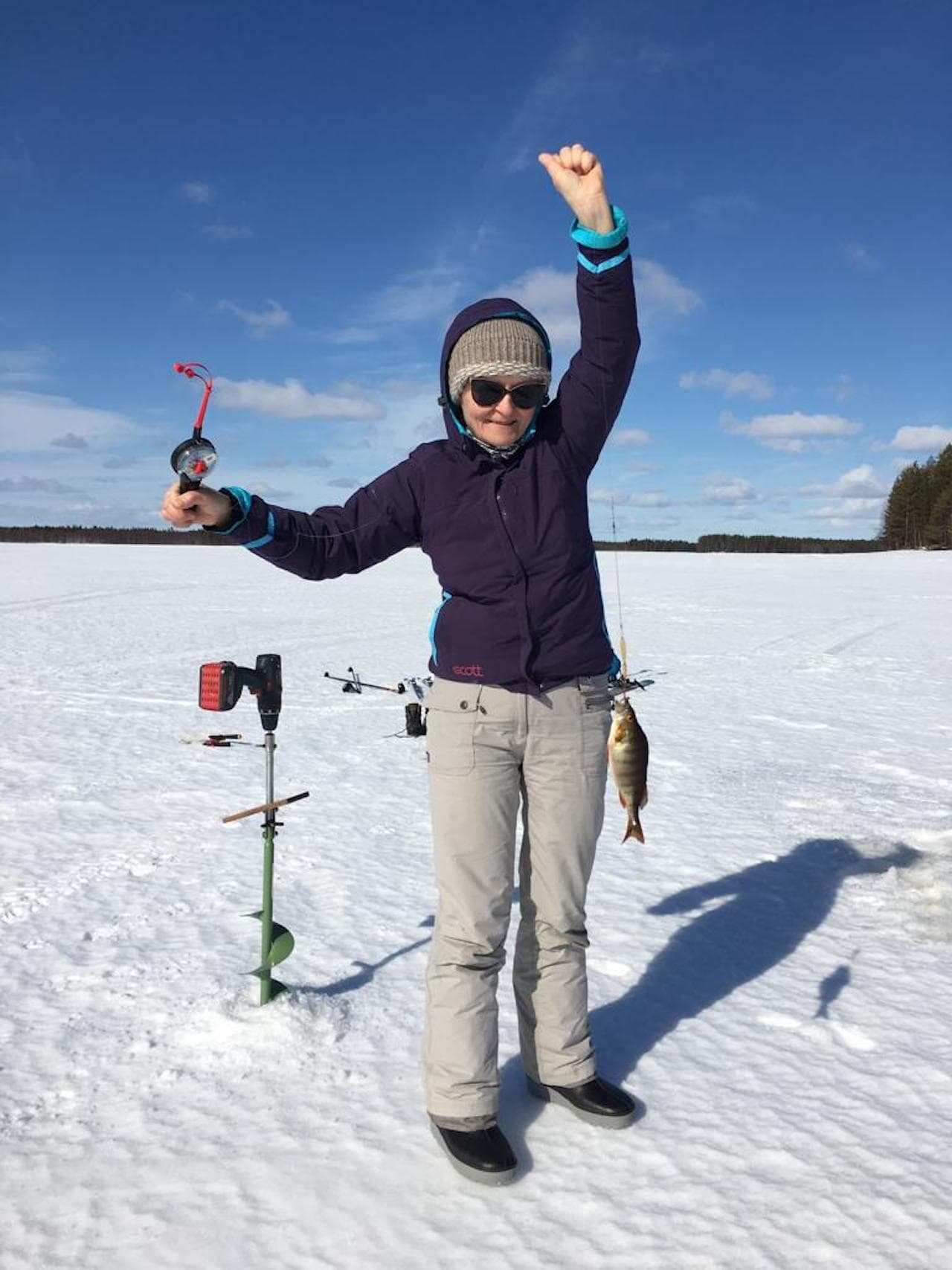 Private Ice Fishing Tour in Pyhätunturi Private Ice Fishing Tour in Pyhätunturi