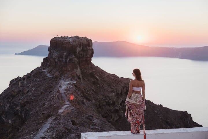 Private Santorini Honey Moon - INSTAGRAM Photo Shooting Island Tour Private Santorini Honey Moon - INSTAGRAM Photo Shooting Island Tour