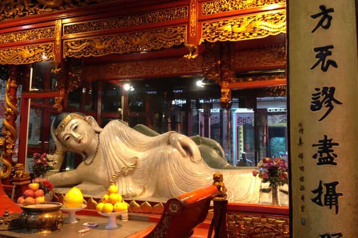 Shanghai in 1 Days - Jade Buddha Temple (central Shanghai) Shanghai in 1 Days - Jade Buddha Temple (central Shanghai)