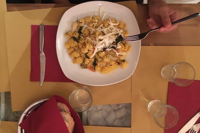 Florence in 1 Day for Couples - Private guided walk through the Sant’Ambrogio neighborhood Florence in 1 Day for Couples - Private guided walk through the Sant’Ambrogio neighborhood