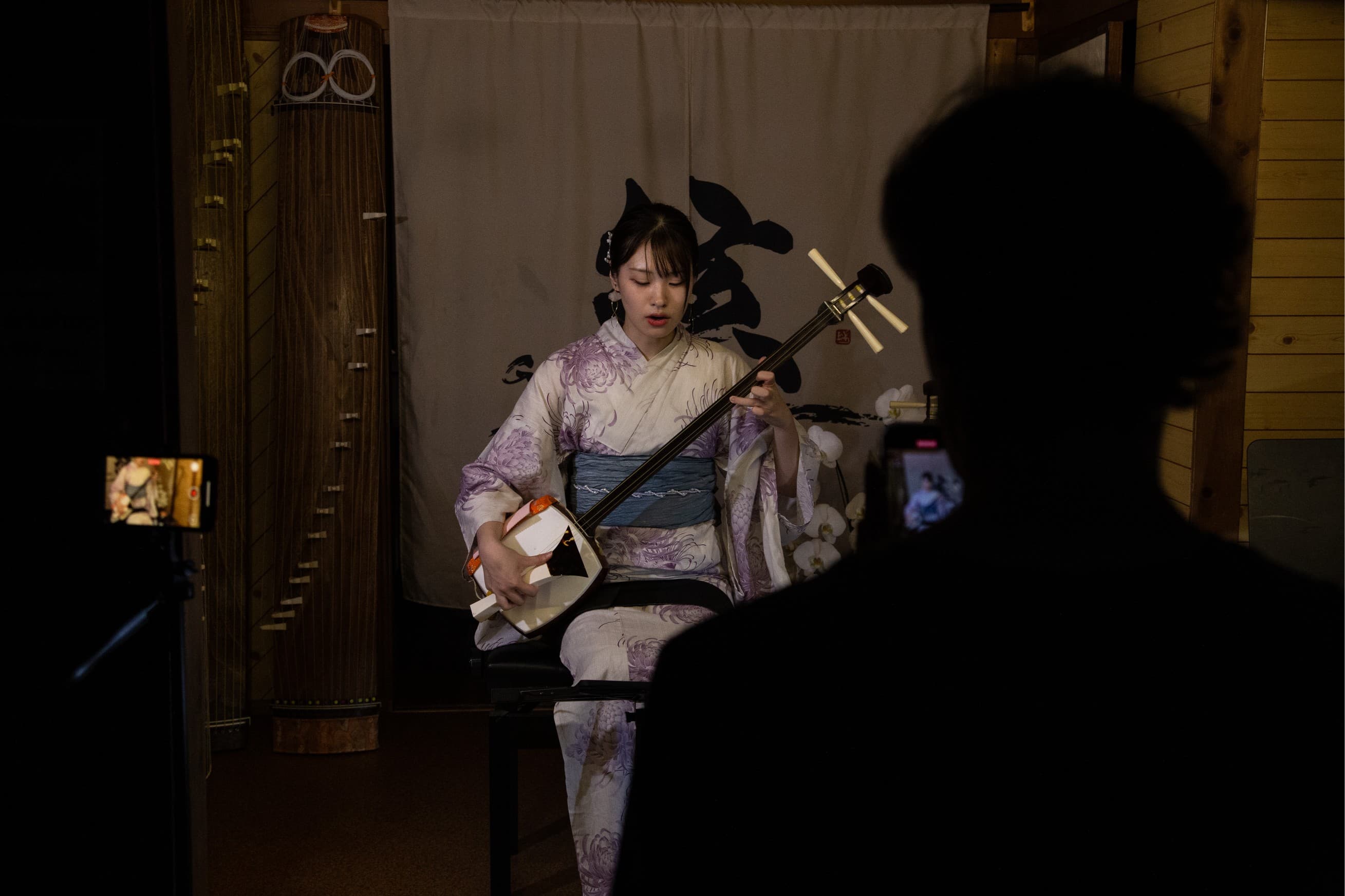 Kyoto in 1 Day for Couples - Private concert in a Kyoto home setting (group-only) Kyoto in 1 Day for Couples - Private concert in a Kyoto home setting (group-only)