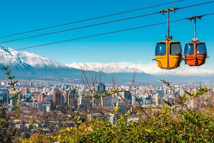 Santiago Skyline: Cable Car & San Cristóbal Walking Tour (Couples) Santiago Skyline: Cable Car & San Cristóbal Walking Tour (Couples)