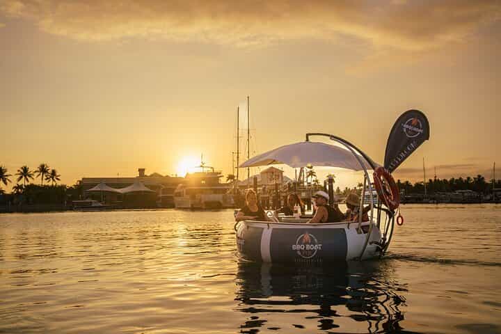 Denarau Island in 1 Days - Self-drive electric boat — be your own captain Denarau Island in 1 Days - Self-drive electric boat — be your own captain