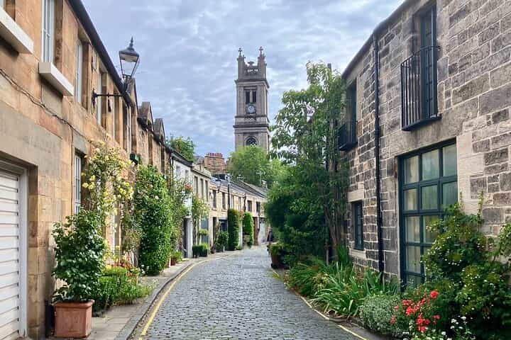 Walk Dean Village, New Town & Royal Botanics — Couples' Afternoon Walk Walk Dean Village, New Town & Royal Botanics — Couples' Afternoon Walk