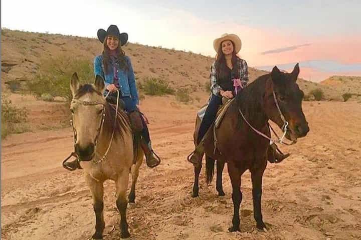 Wild West Sunset Horseback Ride with Dinner (Las Vegas) Wild West Sunset Horseback Ride with Dinner (Las Vegas)
